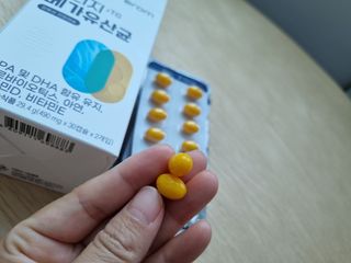 [이롬] 알티지 메가유산균 1 개월분 (490mgx30캡슐x2개입) — 4.5점을 준 리뷰어가 2022년 6월 올린 사용 사진