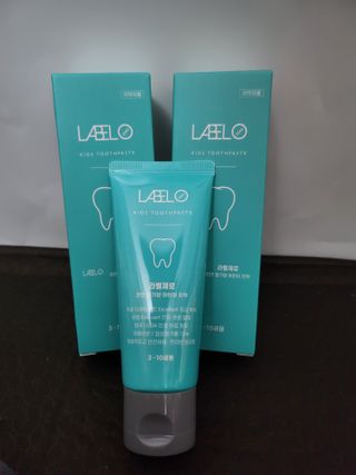치과에서 쓰는 치약 _ 라벨제로 저불소 꼬마, 키즈, 유아, 베이비, 주니어 안전한 어린이치약 — 5점을 준 리뷰어가 2022년 12월 올린 사용 사진