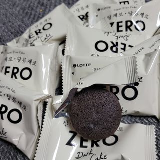 ZERO (초콜릿 칩 쿠키, 카카오 케이크, 후르츠 젤리, 아이스 콜라, 아이스 초코바) — 5점을 준 리뷰어가 2022년 6월 올린 사용 사진