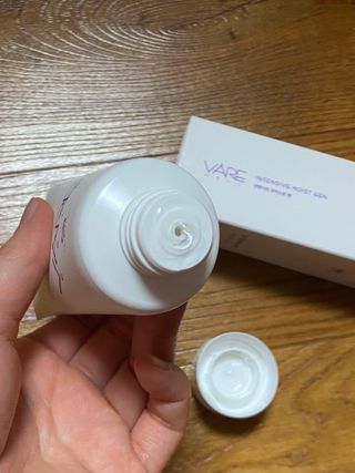 바르셀 수딩젤 수분젤 진정크림 쿨링젤 인텐시브 모이스트 젠 100ml — 5점을 준 리뷰어가 2021년 11월 올린 사용 사진