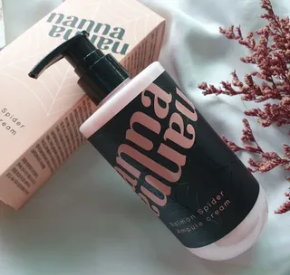 난나 살몬 스파이더 검버섯 미백 톤업 화이트닝 연어 앰플 크림 300ml 대용량 — 5점을 준 리뷰어가 2022년 8월 올린 사용 사진