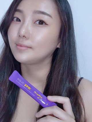 브이나인 글루타치온 비타민C 콜라겐 세라마이드 14포 1BOX — 5점을 준 리뷰어가 2022년 8월 올린 사용 사진