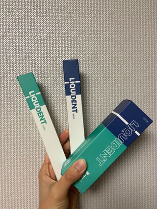 리퀴덴트 오랄케어 온가족용 리퀴덴트 더더 오랄케어 무불소 치약 + 임상시험완료 이중 미세 엠보싱 칫솔 올데이세트 — 5점을 준 리뷰어가 2021년 1월 올린 사용 사진