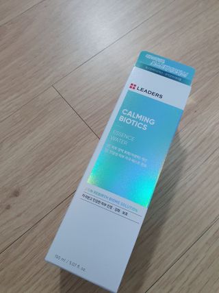 리더스코스메틱 리더스 카밍 바이오틱스 에센스 워터 — 5점을 준 리뷰어가 2021년 6월 올린 사용 사진