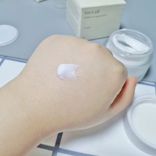 아이엠셀 하이드로 B5 리제너레이션 크림 — 5점을 준 리뷰어가 2021년 5월 올린 사용 사진