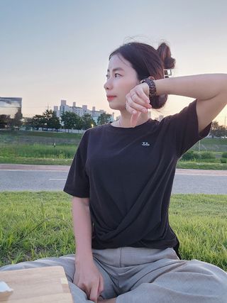 더그린랩 WOMEN TWIST MODAL SHORT SLEEVE — 5점을 준 리뷰어가 2023년 6월 올린 사용 사진