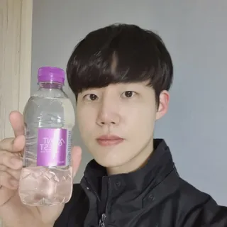 [몽베스트] 위드 어스 330mL — 5점을 준 리뷰어가 2022년 7월 올린 사용 사진