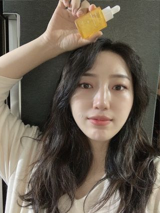 체르엠 스템앤셀 비타민 브라이트닝 에센스 30ml 1개 — 5점을 준 리뷰어가 2022년 2월 올린 사용 사진