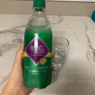 몽베스트 Montbest with Sparkling water Lemon OR Lime 20병(랜덤) — 4.5점을 준 리뷰어가 2021년 10월 올린 사용 사진