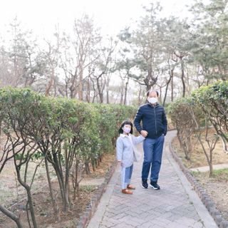 풋테크 지압신발 풋테크 건강 지압 운동화 FT20 — 4.5점을 준 리뷰어가 2021년 2월 올린 사용 사진
