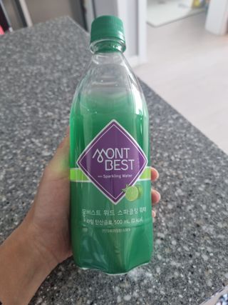 몽베스트 Montbest with Sparkling water Lime20병 — 5점을 준 리뷰어가 2021년 10월 올린 사용 사진