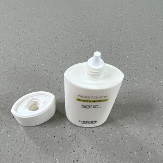아이레시피 모이스트터치 스포츠 선밀크 50ml (SPF50+ PA+++) — 5점을 준 리뷰어가 2023년 5월 올린 사용 사진