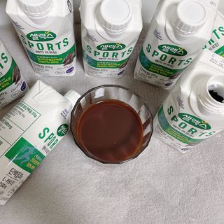 셀렉스스포츠 셀렉스 스포츠 웨이 프로틴 초콜릿 _ 330ml x 12팩 — 4점을 준 리뷰어가 2021년 5월 올린 사용 사진