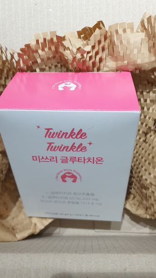 메디포스트 모비타 미쓰리 글루타치온 30포 — 5점을 준 리뷰어가 2023년 2월 올린 사용 사진