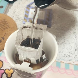 (주)쟈뎅 쟈뎅 클래스 핸드 드립 커피 10P 2종_디카페인 1종+랜덤 플레이버 1종 — 5점을 준 리뷰어가 2021년 4월 올린 사용 사진