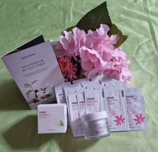 엔디어고 햄프에너지 베리어 크림 50ml — 5점을 준 리뷰어가 2022년 11월 올린 사용 사진