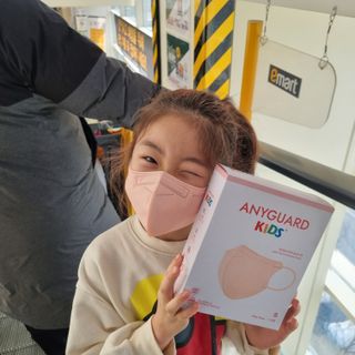 애니가드키즈 새부리형  소형L 5컬러 각 10매입 [크리미베이지, 코튼핑크, 블루레이크, 페일로즈, 민트그린] — 5점을 준 리뷰어가 2022년 2월 올린 사용 사진
