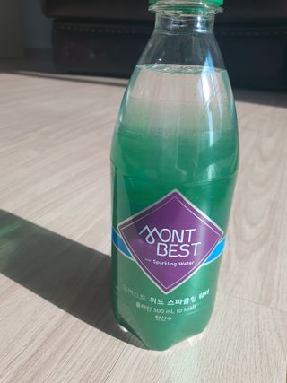 몽베스트 Montbest with Sparkling water Plain 20병 — 5점을 준 리뷰어가 2023년 3월 올린 사용 사진