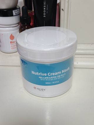 약손명가코스메틱 에오스보떼 뉴트리브 크림 마스크 솔트 500ml — 5점을 준 리뷰어가 2022년 1월 올린 사용 사진