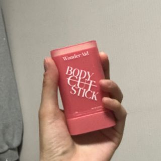 프리[원더에이드] 바디컷 스틱 — 4.5점을 준 리뷰어가 2024년 8월 올린 사용 사진