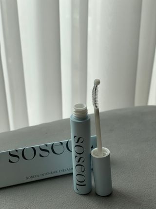 더소설 소설 인텐시브 아이래쉬 앰플 10g(SOSEOL INTENSIVE EYELASH AMPOULE 10g) — 5점을 준 리뷰어가 2024년 1월 올린 사용 사진