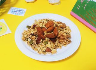 [그래한끼] 무설탕/저당 시리얼타입 수제그래놀라 (40gX10개) — 5점을 준 리뷰어가 2022년 6월 올린 사용 사진