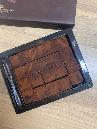 연말/새해선물 동물성 지방 NO 맛있는 비건 생초콜릿 카카올라다크 생초콜릿 — 5점을 준 리뷰어가 2021년 10월 올린 사용 사진
