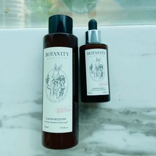 보타니티 [홍]조[진]정[결]케어 플라본 부스터 210ml / 플라본 세럼 50ml — 5점을 준 리뷰어가 2022년 7월 올린 사용 사진
