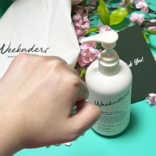 [위켄더스] 끈적임 없이 수분감을 채워주는 핸드& 바디로션 1종 랜덤발송 — 5점을 준 리뷰어가 2022년 5월 올린 사용 사진