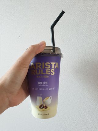 바리스타룰스 돌체 라떼 — 5점을 준 리뷰어가 2023년 4월 올린 사용 사진
