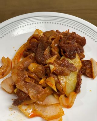 [앤더미트] 더 불맛 북성로 연탄불고기 반반 세트(간장맛 150g,매콤한 맛 150g) — 5점을 준 리뷰어가 2022년 4월 올린 사용 사진