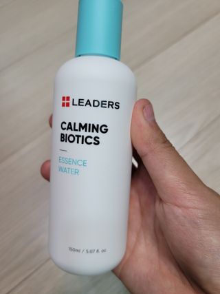 리더스코스메틱 리더스 카밍 바이오틱스 에센스 워터 — 5점을 준 리뷰어가 2021년 4월 올린 사용 사진