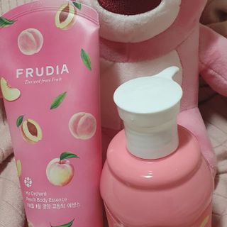 [후르디아] 복숭아 바디워시+바디에센스 세트 — 5점을 준 리뷰어가 2021년 11월 올린 사용 사진