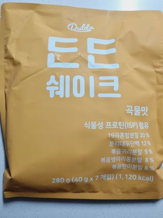 [덜다] 든든 식물성 단백질 쉐이크 40g X 7입 (곡물/딸기) — 5점을 준 리뷰어가 2023년 8월 올린 사용 사진