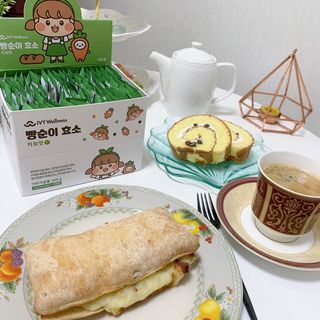아이비웰니스 빵순이 식탁 위의 필수템! 빵순이 효소 키위맛 100포 + 석류맛 14포 (총 114포) — 5점을 준 리뷰어가 2022년 12월 올린 사용 사진