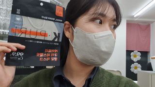 케이퓨리 귀편한 숨쉬기편한 새부리형 항균 구리마스크 대형 — 5점을 준 리뷰어가 2022년 11월 올린 사용 사진