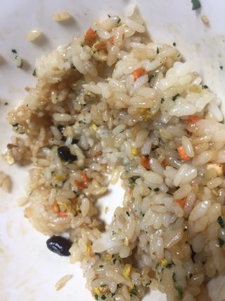 해풀잎 누구나 김밥*1ea [(혼합야채 35g *1ea,  김밥김 (5g, 5ea),  양념간장 (6g, 5ea), 참기름(5g, 2ea)] — 3.5점을 준 리뷰어가 2022년 7월 올린 사용 사진