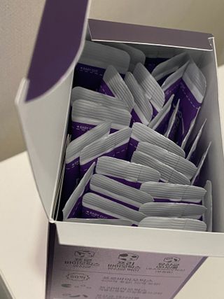[유산균] 오마이락 프리미엄 포스트바이오틱스 30P — 5점을 준 리뷰어가 2022년 11월 올린 사용 사진