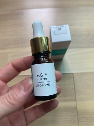 랑팡 EGF+FGF 10ppm 리포좀 앰플 원액 10ml — 5점을 준 리뷰어가 2021년 10월 올린 사용 사진