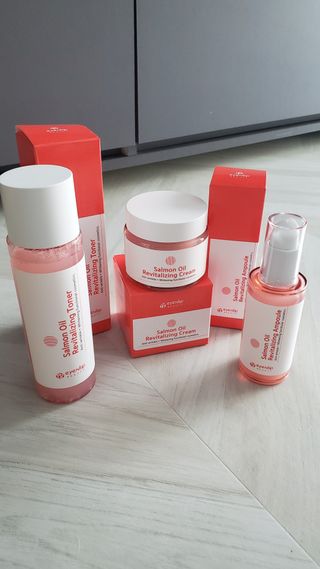 아이앤립 / EYENLIP 아이앤립 연어오일 리바이탈라이징 토너+앰플+크림 3종 세트 — 5점을 준 리뷰어가 2021년 4월 올린 사용 사진