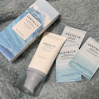 [스킨1004] 마다가스카르 센텔라 히알루-시카 워터핏 선세럼 50ml — 4.5점을 준 리뷰어가 2024년 5월 올린 사용 사진