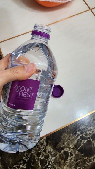 몽베스트 MONTBEST 1L 12입 — 5점을 준 리뷰어가 2022년 12월 올린 사용 사진