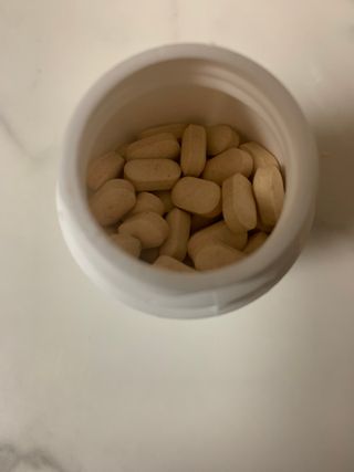 프리마인 평생 써야하는 관절의 건강을 위한 완벽설계 솔루션 관절n마디케어 플러스 120정 — 5점을 준 리뷰어가 2021년 10월 올린 사용 사진