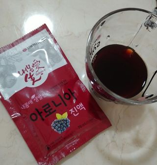서울약사신협_내몸애생발란스아로니아_70ml x 30포 — 5점을 준 리뷰어가 2021년 7월 올린 사용 사진