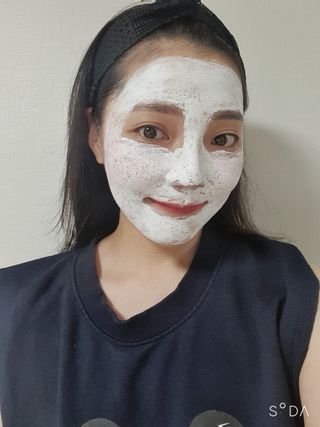 리더스코스메틱 리더스 밀크 스폰지 마스크 — 5점을 준 리뷰어가 2021년 8월 올린 사용 사진