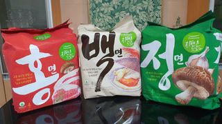[풀무원] 자연은맛있다 정면, 백면, 홍면  세트 — 4점을 준 리뷰어가 2021년 4월 올린 사용 사진