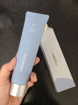 매스티나 프리미엄 매스티스 치약 — 5점을 준 리뷰어가 2021년 5월 올린 사용 사진
