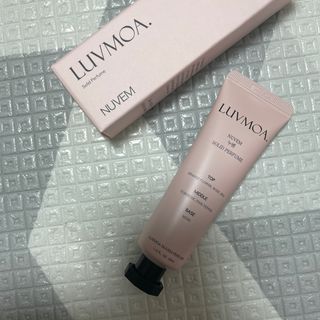 러브모아 향수 고체향수 승무원 고체향수 바르는 향수 니치향수 도손 우드세이지 앤 씨솔트 — 5점을 준 리뷰어가 2022년 10월 올린 사용 사진
