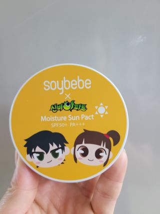 소이베베X신비아파트 모이스쳐 선팩트 SPF50+ PA+++ — 5점을 준 리뷰어가 2023년 4월 올린 사용 사진