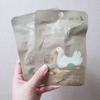 도그퓨어 푸드닭 강아지 닭고기 통살 애견간식 오리지널/차전자피/초록입홍합 — 4점을 준 리뷰어가 2021년 11월 올린 사용 사진